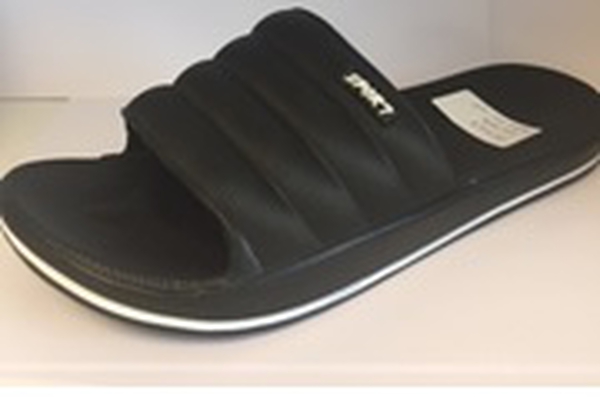 Thomas Calvi Comfortable Summer Sliders in Black (Size 7)
