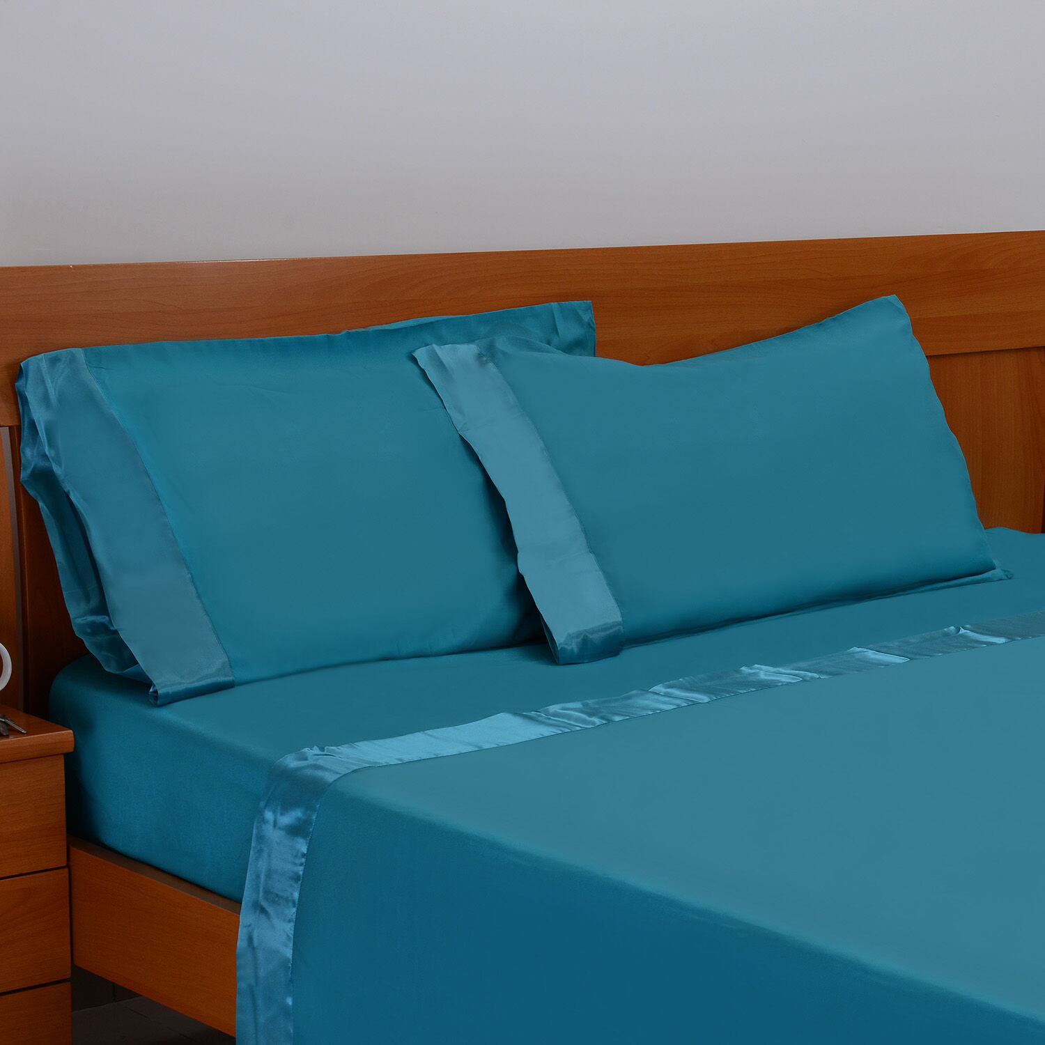 Turquoise Colour One Fitted Double Bed Sheet(Size 78x54 Inch), One Flat Sheet (Size 102x90 Inch) and Two Pillow Cases (Size 30x20 Inch) with Satin Hem (4 inch)
