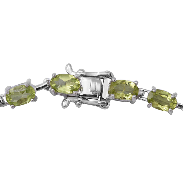 Natural Hebei Peridot Necklace (Size - 18) in Rhodium Overlay Sterling Silver 20.70 Ct, Silver wt. 14.90 Gms