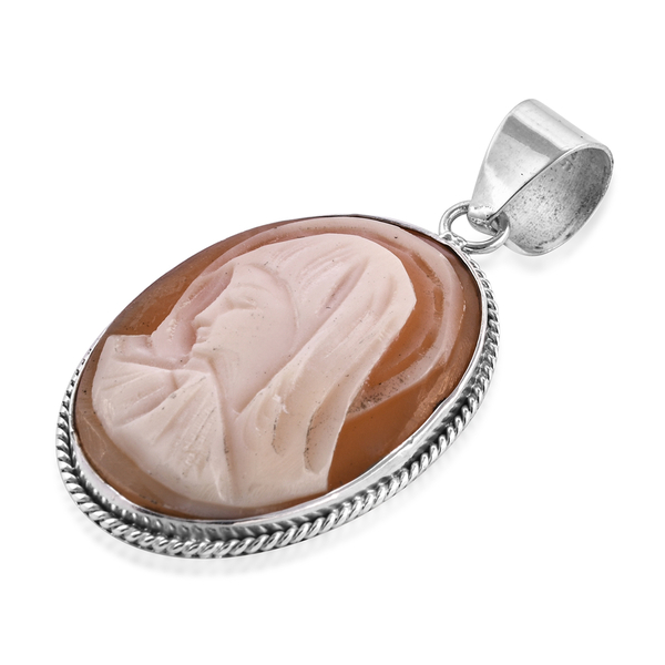 Royal Bali Collection Cameo (Ovl 25x18 mm) Pendant in Sterling Silver 9.260 Ct.