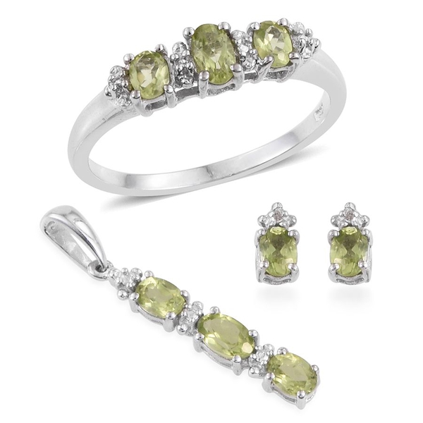 Hebei Peridot (Ovl) Ring, Pendant and Stud Earrings (with Push Back) in Platinum Overlay Sterling Si