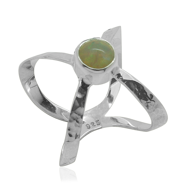 Royal Bali Collection Ethiopian Welo Opal (Rnd) Solitaire Ring in Sterling Silver 0.870 Ct.