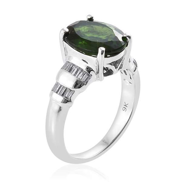 9K W Gold AAA Chrome Diopside (Ovl 11x9mm, 3.45 Ct) and Natural Cambodian Zircon Ring 4.000 Ct.