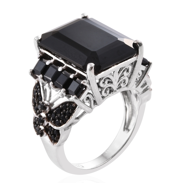 Boi Ploi Black Spinel (Oct 16.400 Ct) Ring in Platinum Overlay Sterling Silver 18.500 Ct.