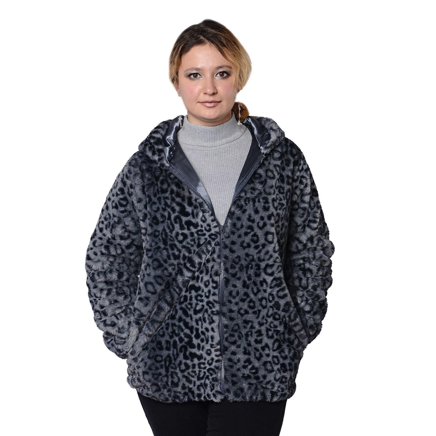 Super Soft Faux Fur Leopard Pattern Coat in Grey (Size M)