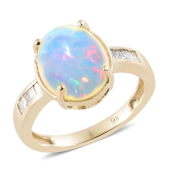 2.4 Ct AAA Ethiopian Opal and Diamond Ring in 9K Gold 2.51 Grams