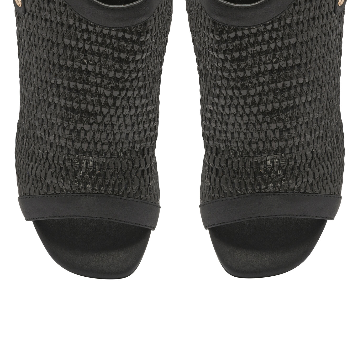 Ravel Clifton Heeled Sandals (Size 8) - Black