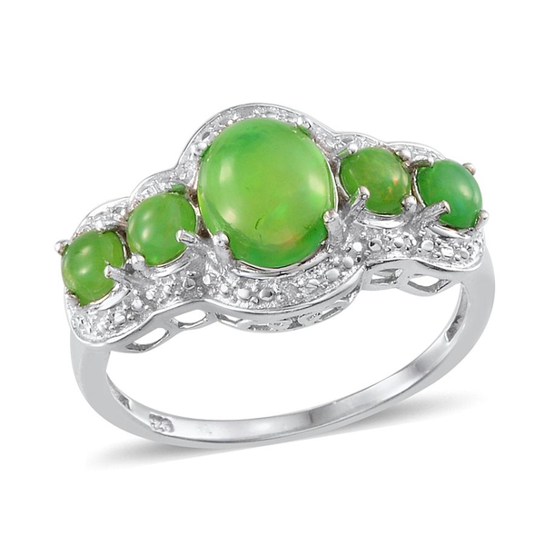Green Ethiopian Opal (Ovl 1.25 Ct), Diamond Ring in Platinum Overlay Sterling Silver 2.010 Ct.