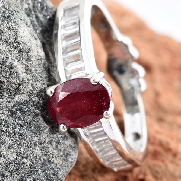 GP African Ruby (Ovl 1.58 Ct), White Topaz and Kanchanaburi Blue Sapphire Ring in Platinum Overlay Sterling Silver 2.250 Ct.