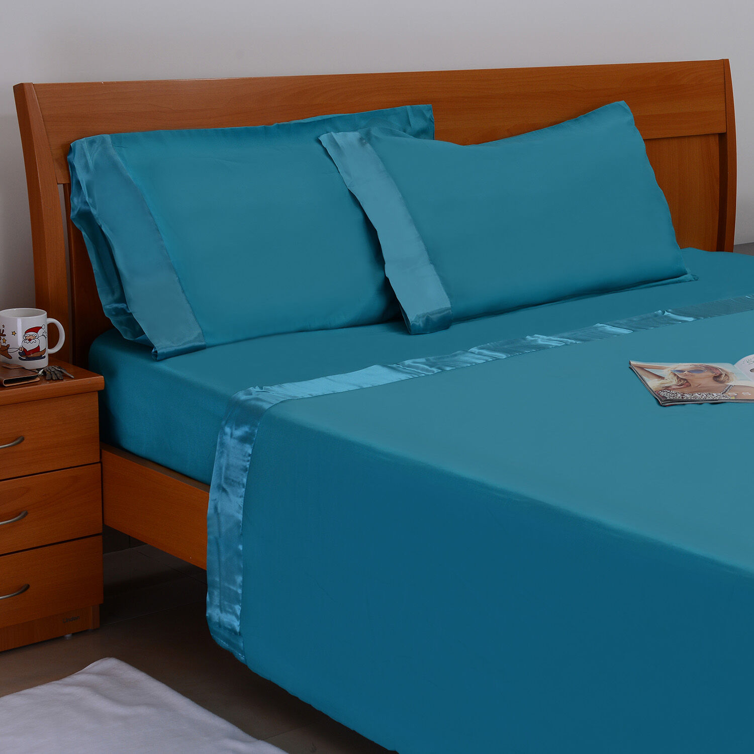 Turquoise Colour One Fitted Double Bed Sheet(Size 78x54 Inch), One Flat Sheet (Size 102x90 Inch) and Two Pillow Cases (Size 30x20 Inch) with Satin Hem (4 inch)