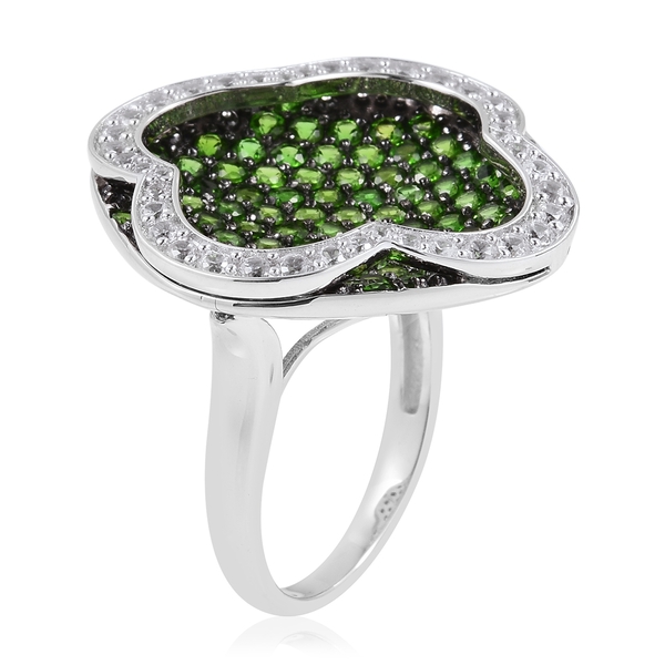 Designer Inspired- Chrome Diopside (Rnd), Natural White Cambodian Zircon Ring in Black and Rhodium Overlay Sterling Silver 5.300 Ct, Silver wt 9.56 Gms, Number of Gemstone 133.