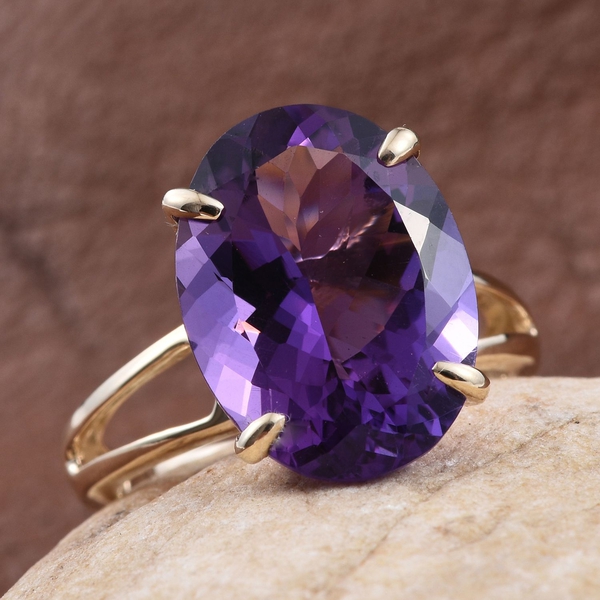 9K Y Gold Zambian Amethyst (Ovl) Solitaire Ring 8.500 Ct.
