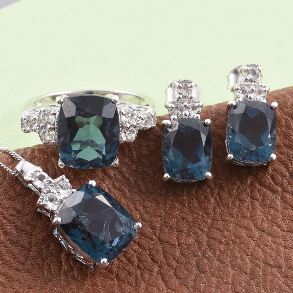 Indicolite Quartz (Cush), White Topaz Ring, Pendant With Chain and Stud Earrings (with Push Back) in Platinum Overlay Sterling Silver 21.500 Ct.