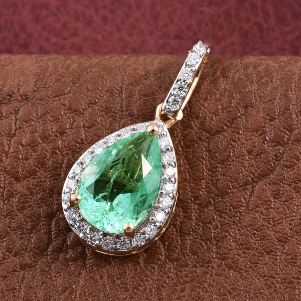 ILIANA 18K Y Gold Boyaca Colombian Emerald (Pear 1.90 Ct), Diamond Pendant 2.150 Ct.