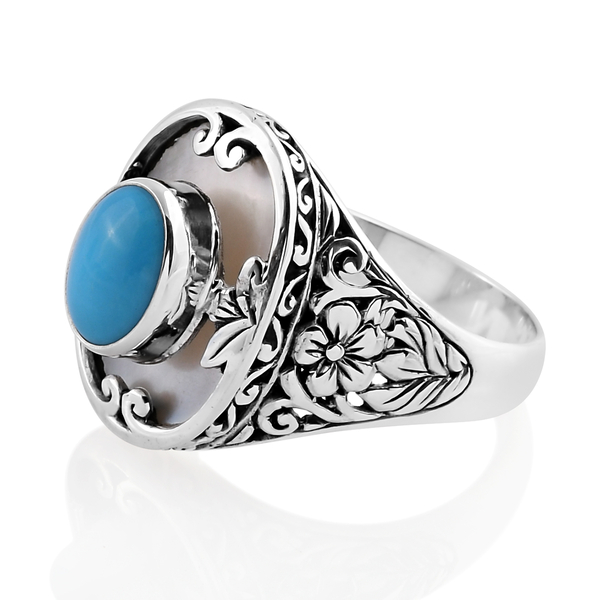 Arizona Sleeping Beauty Turquoise (Ovl 1.69 Ct), Mother of Pearl Ring in Sterling Silver 9.190 Ct. Silver wt 9.19 Gms.
