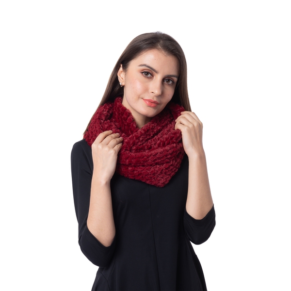 Italian Designer Inspired-High Quality Faux Fur Infinity Scarf (76x20cm) - Red