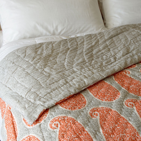 100% Cotton Paisley Pattern Orange and Grey Colour Printed Reversible Quilt (Size 240x150 Cm)