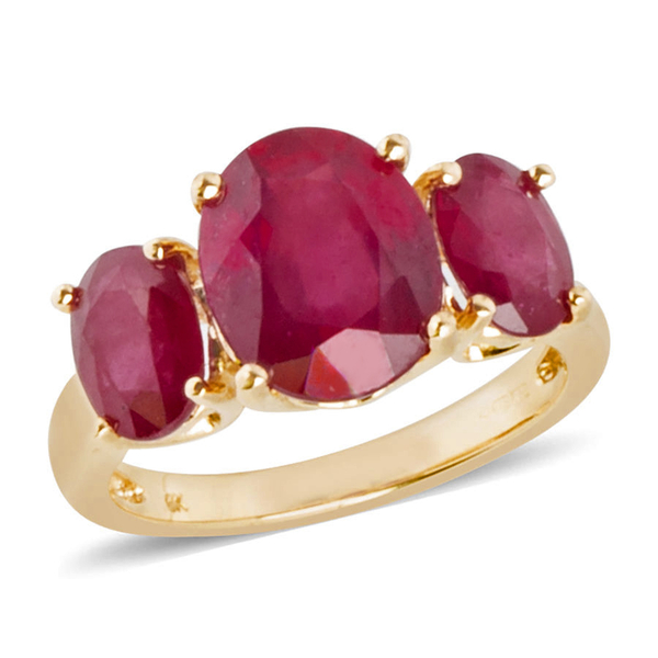5.6 Ct AAA African Ruby 3 Stone Ring in 9K Gold 2.8 Grams