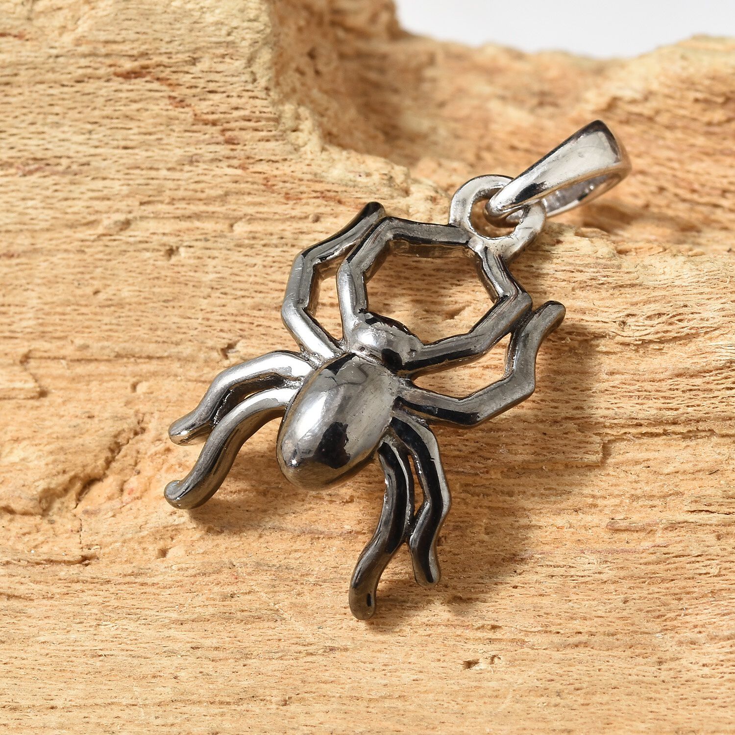 Platinum Overlay and Black Plating Sterling Silver Spider Pendant