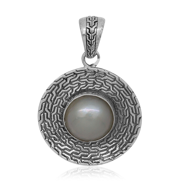 Royal Bali Collection Mabe White Pearl (Rnd) Pendant in Sterling Silver 14.000 Ct.