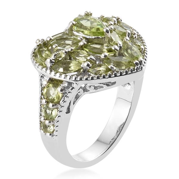 Hebei Peridot (Mrq) Heart Ring in Platinum Overlay Sterling Silver 3.250 Ct, Silver wt 5.54 Gms.