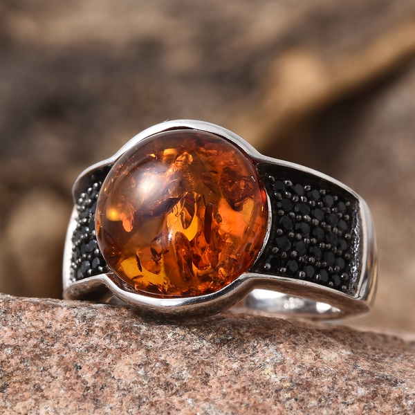 Baltic Amber (Rnd 2.40 Ct), Boi Ploi Black Spinel Ring in Black and Platinum Overlay Sterling Silver 3.000 Ct.