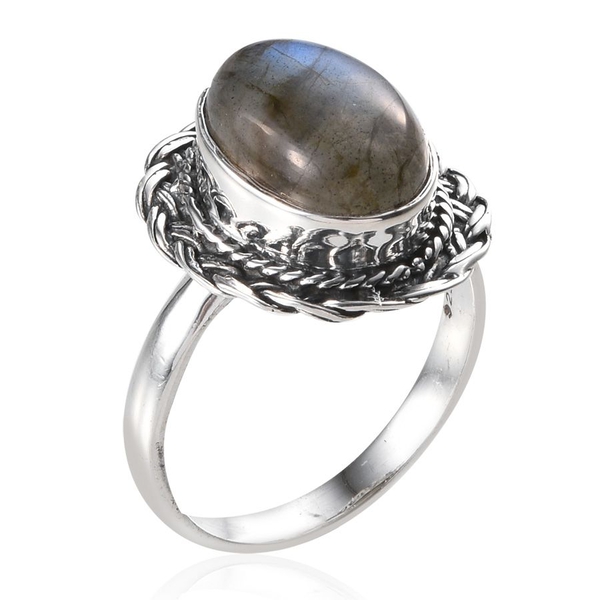 Jewels of India Labradorite (Ovl) Solitaire Ring in Sterling Silver 6.480 Ct.