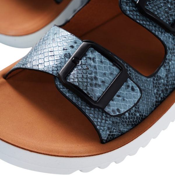 LA MAREY Snake Skin Pattern Two Strap Slip on Sandal (Size 3) - Blue