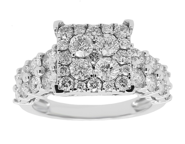 New York Close Out Deal 2.02 Carat Diamond Cluster Ring in 14K White Gold 4.90 Grams I1 I2 GH