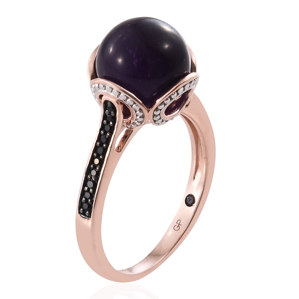 GP Amethyst (Rnd 7.60 Ct), Boi Ploi Black Spinel and Blue Sapphire Ring in Rose Gold Overlay Sterling Silver 9.750 Ct.