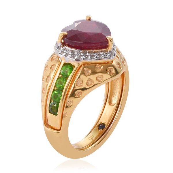 GP African Ruby (Hrt 5.15 Ct), Chrome Diopside, White Topaz and Kanchanaburi Blue Sapphire Ring in 14K Gold Overlay Sterling Silver 6.000 Ct. Silver wt 6.53 Gms.