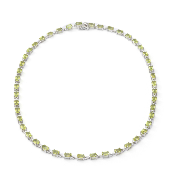 Natural Hebei Peridot Necklace (Size - 18) in Rhodium Overlay Sterling Silver 20.70 Ct, Silver wt. 1