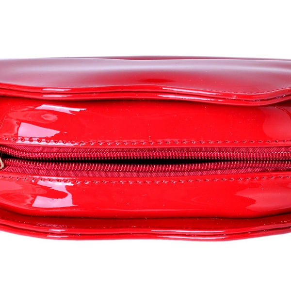 Red Colour Lip Design Crossbody Bag with Chain Strap (Size 24.5x13.5x7 Cm)