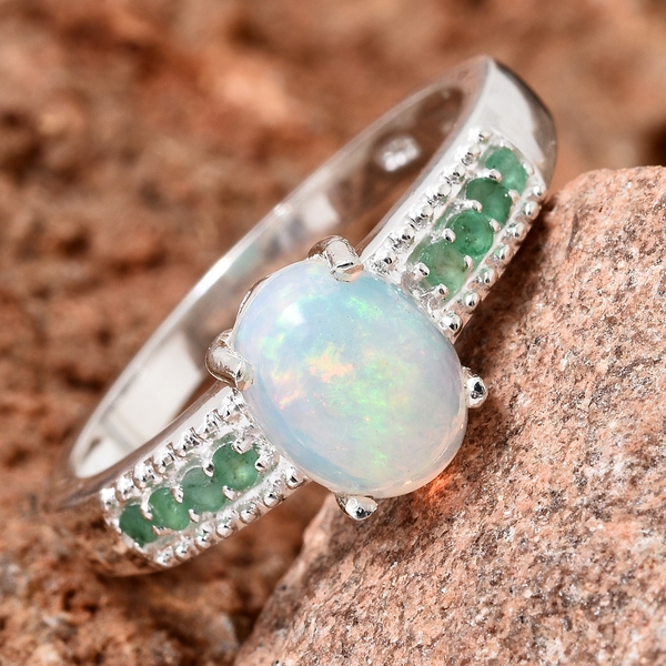 Ethiopian Welo Opal (Ovl 1.15 Ct), Kagem Zambian Emerald Ring in Sterling Silver 1.250 Ct.