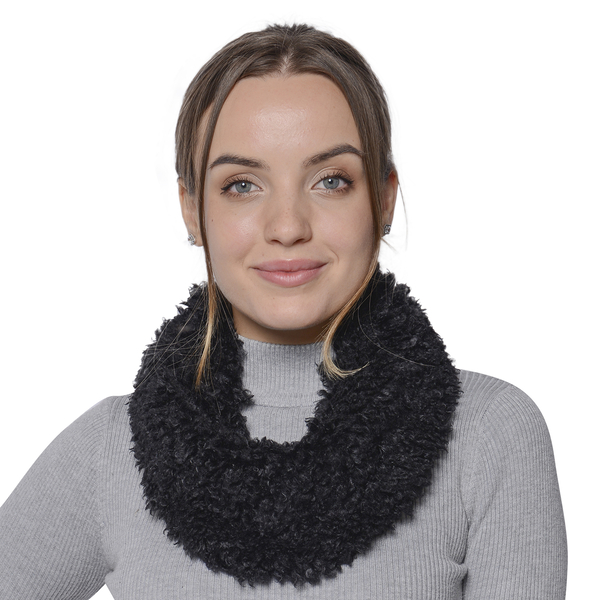 Soft and Fluffy Faux Fur Infinity Scarf - (Size:20x40cm) - Black