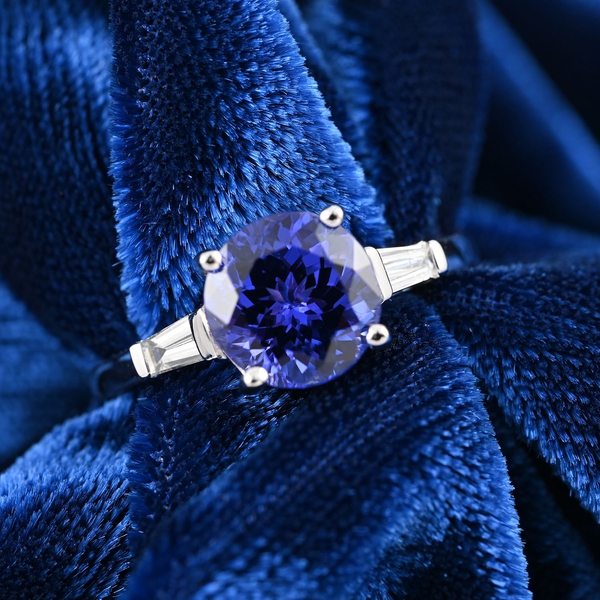 Certified and Appraised ILIANA 18K White Gold  AAA Tanzanite and Diamond SI GH Solitaire Ring Gold 3.41 grams, 2.30 Ct