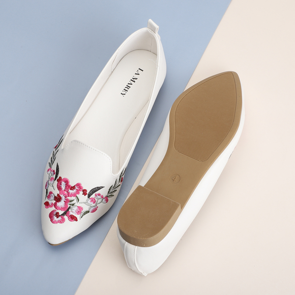 LA MAREY Floral Embroidery Loafer (Size 3) - White and Multi