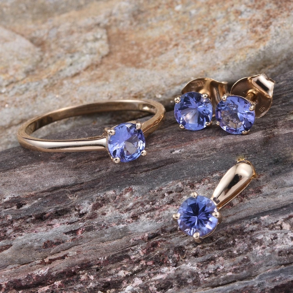 9K Yellow Gold 2 Carat Tanzanite Round Solitaire Ring, Pendant and Stud Earrings Set.