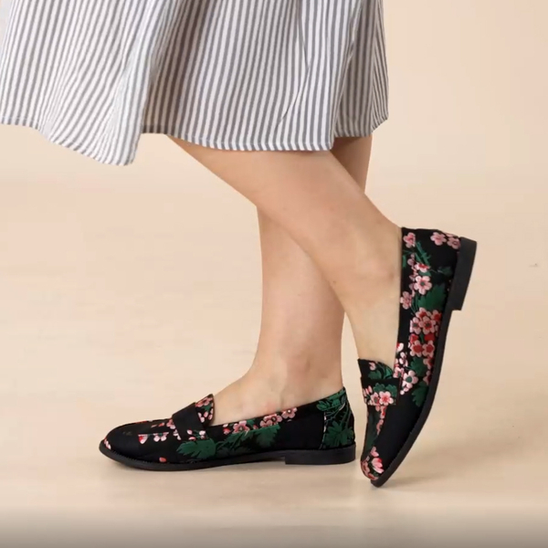 LA MAREY Loafer Embroidery Shoes - Black & Pink