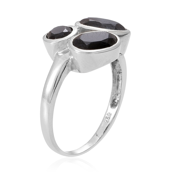 Boi Ploi Black Spinel (Ovl 2.00 Ct) 3 Stone Ring in Sterling Silver 4.500 Ct.