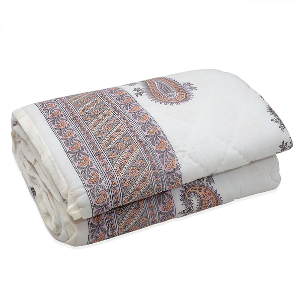 Cotton and Fibre Multi Colour Paisley Pattern White Colour Quilt (Size 274 x223 Cm)