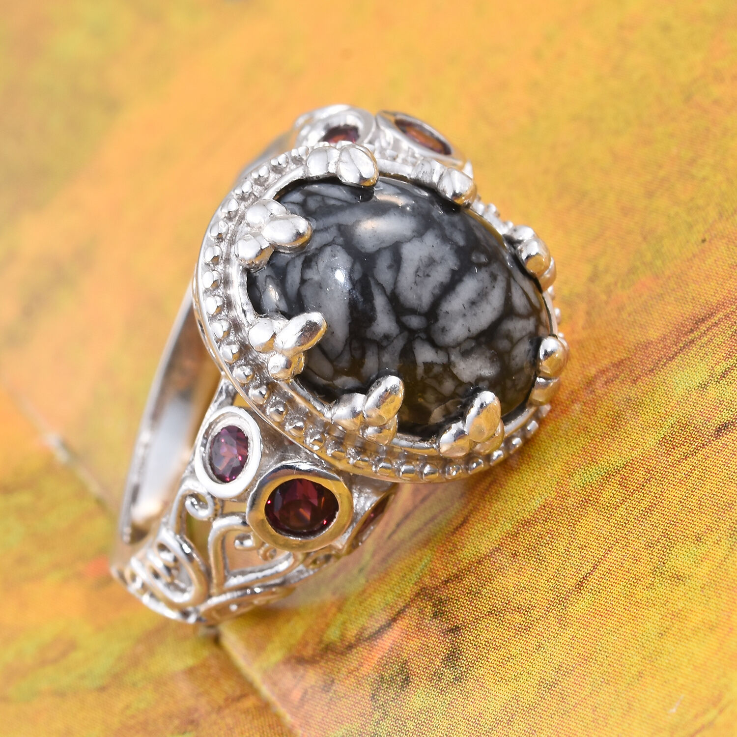 Austrian Pinolith (Ovl 6.25 Ct), Rhodolite Garnet Ring in Platinum Overlay Sterling Silver 7.000 Ct.