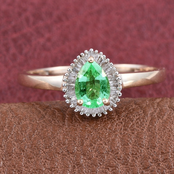 9K Y Gold Boyaca Colombian Emerald (Pear 0.60 Ct), Diamond Ring 0.750 Ct.