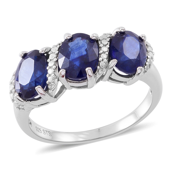 Limited Edition- Designer Inspired- Masoala Sapphire (Ovl 8X6 mm) Trilogy Ring in Rhodium Plated Ste