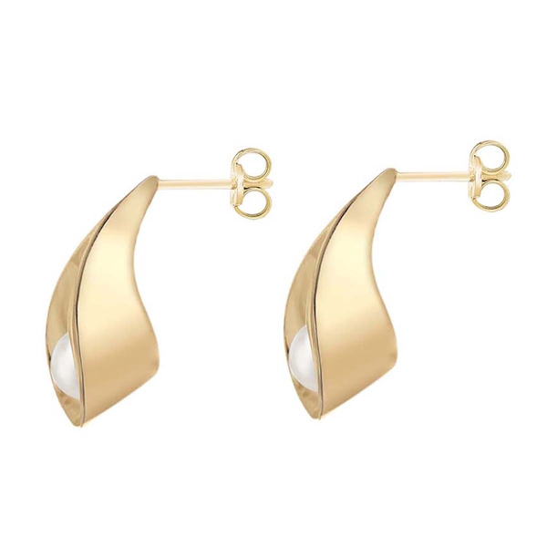 9K Yellow Gold   Pearl  Earring 5.50 pc,  Gold Wt. 1.2 Gms  5.500  Ct.