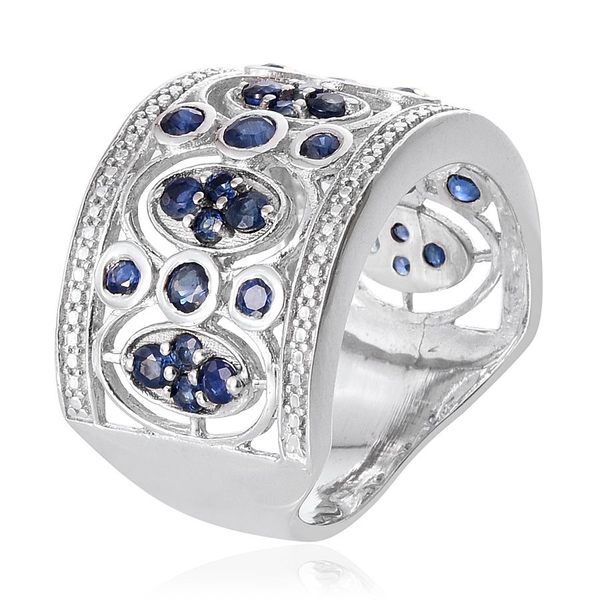 Kanchanaburi Blue Sapphire (Rnd) Ring in Platinum Overlay Sterling Silver 2.750 Ct. Silver wt 7.61 Gms.