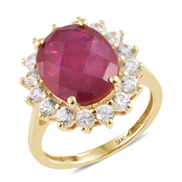 9 Carat AAA African Ruby and Cambodian Zircon Halo Ring in 9K Gold 3.13 Grams