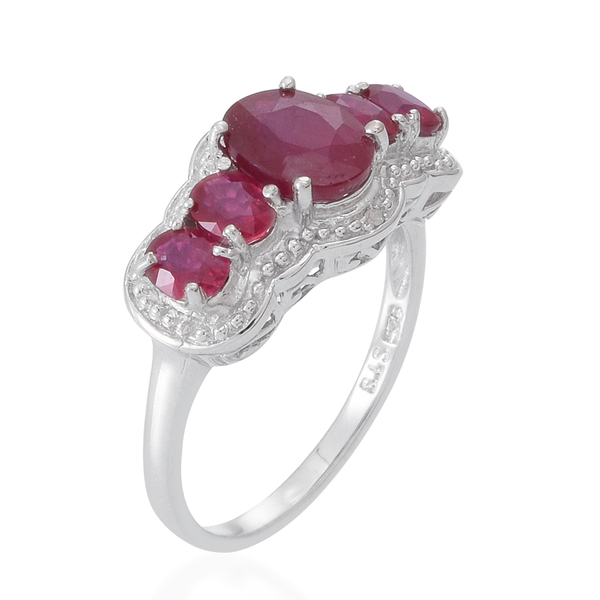 African Ruby (Ovl 3.79 Ct), Diamond Ring in Rhodium Plated Sterling Silver 6.000 Ct.