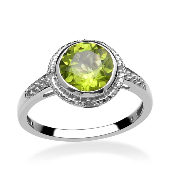 Hebei Peridot (Rnd 2.50 Ct), Diamond Ring in Platinum Overlay Sterling Silver 2.560 Ct.