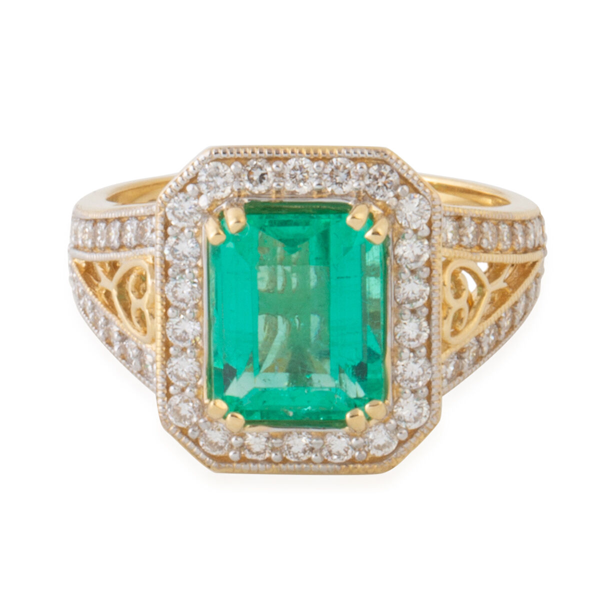 ILIANA 18K Yellow Gold AAA Boyaca Colombian Emerald, Diamond (SI-G-H) Ring 2.680 Ct, Gold wt 6.16 Gms.